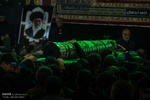 آماده‌سازی قالی مراسم جهانی قالیشویان توسط اهالی روستای خاوه