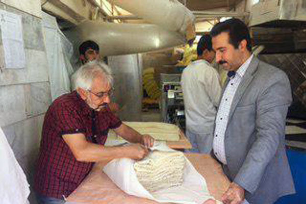 عرضه کیسه های پارچه ای نان در شمال تهران 