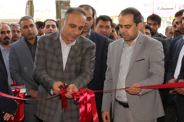 دو شعبه جدید بانک پارسیان در شهر اندیشه شهریار و قشم افتتاح شد