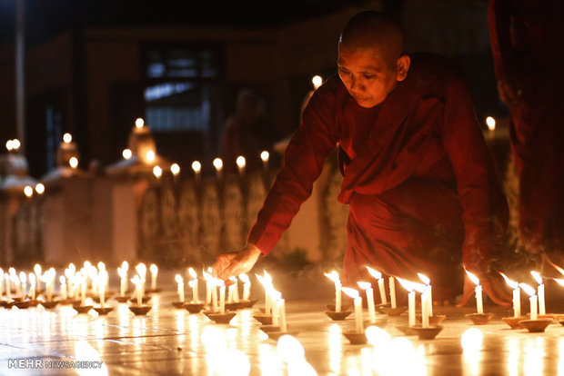 جشنواره نور در میانمار‎