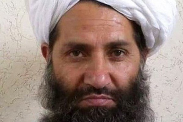 افغان طالبان کے رہنما پہلی بارمنظرعام پر آگئے/ قندہار میں عوامی اجتماع سے خطاب