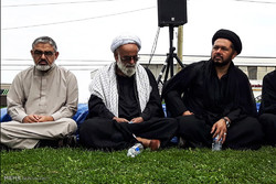 تجمع اعتراض آمیز مسلمانان در مقابل کنسولگری پاکستان در تورنتو
