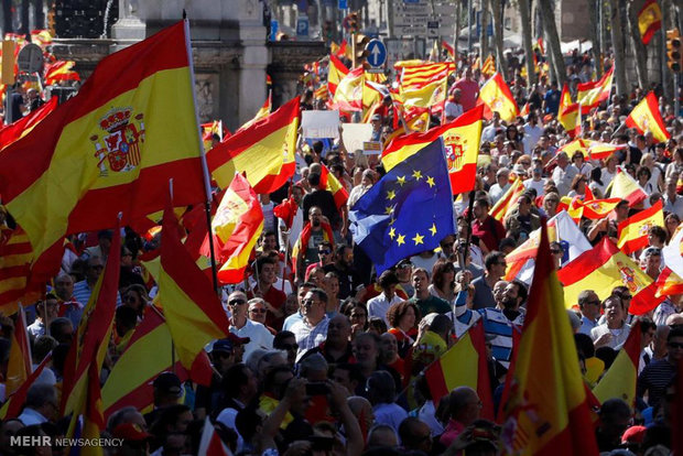 صدها شرکت اسپانیایی، کاتالونیا را ترک کرده اند