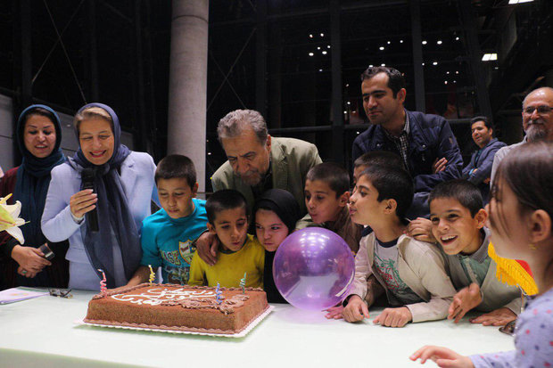 جشن روز جهانی کودک با آرزوی صلح و شادی برای کودکان برگزار شد