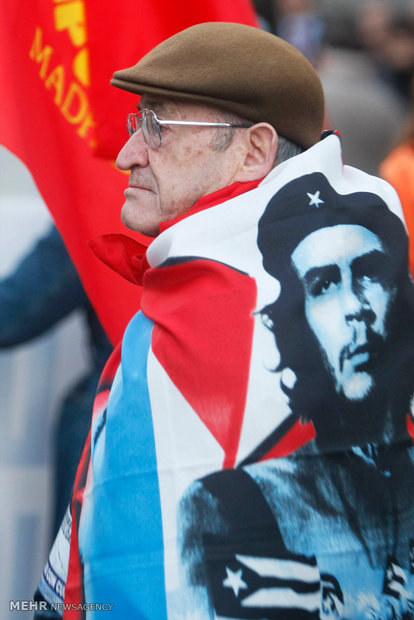 Ernesto Che Guevara sevgisi 50 yaşına girdi