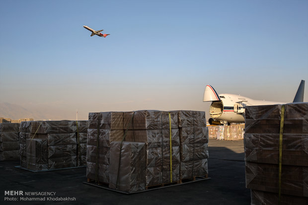 Iran loads humanitarian aid batch to Rohingya Muslims