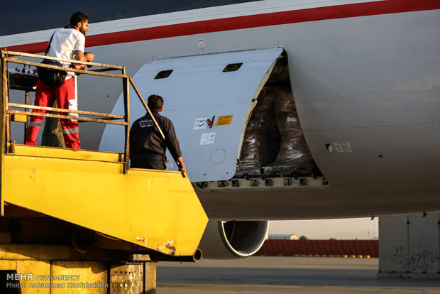 Iran loads humanitarian aid batch to Rohingya Muslims