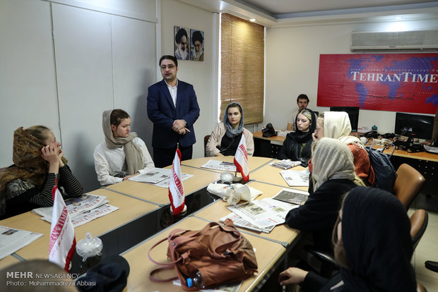 Danish journalism students visit MNA HQ