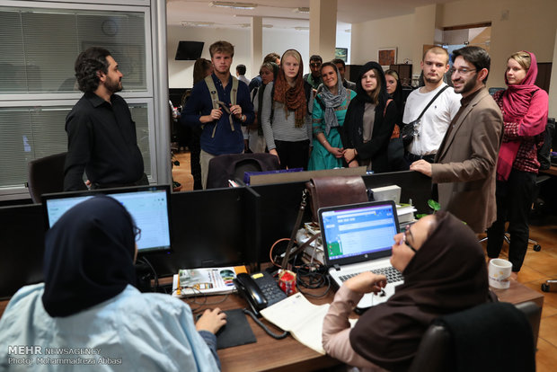 Danish journalism students visit MNA HQ