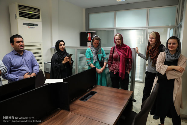 Danish journalism students visit MNA HQ