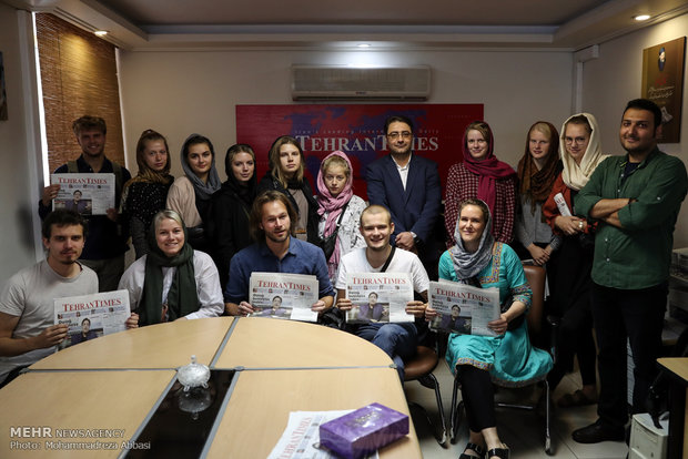 Danish journalism students visit MNA HQ