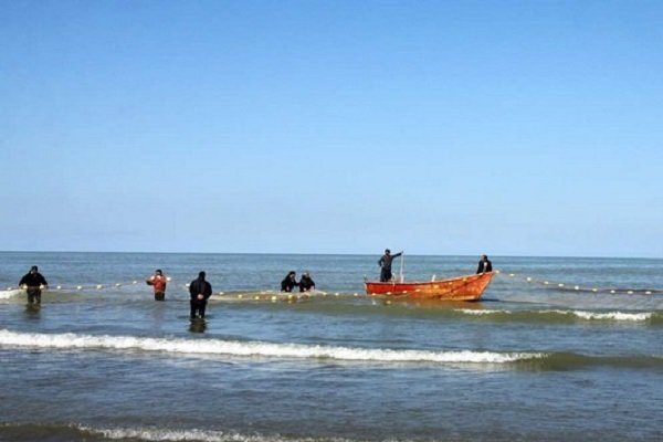 فصل صید ماهی با حضور ۴ هزار صیاد گیلانی در دریای خزر آغاز شد