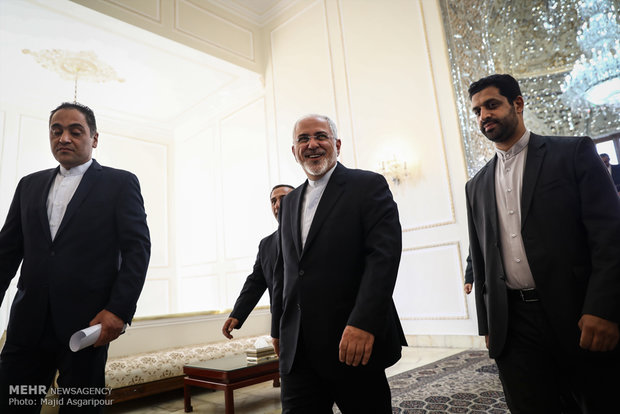 FM Zarif receives foreign ambassadors’ credentials