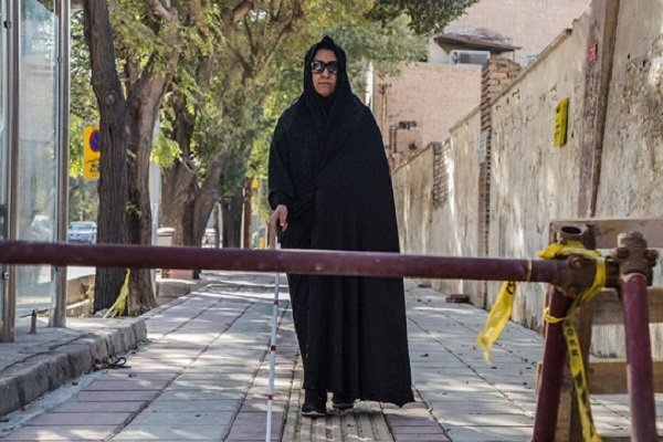 مطالبات بر زمین مانده عصای سفیدها؛ درمان از ندیدن نیست