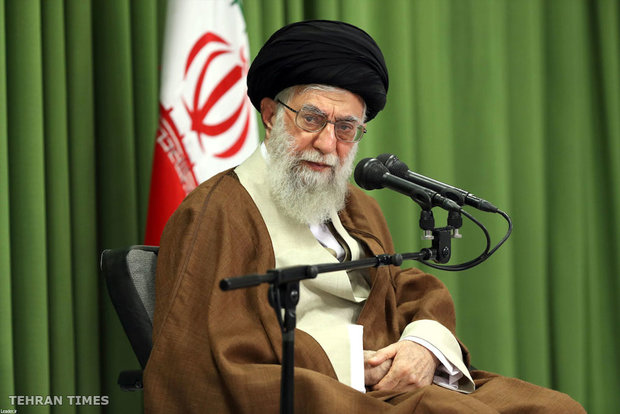 Academic elites and students meet's Ayatollah Khamenei