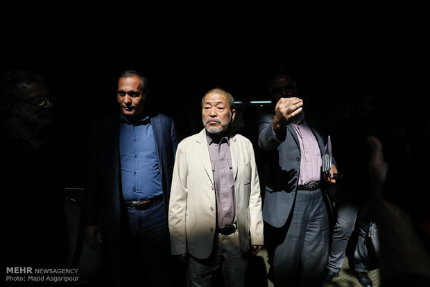 بازدید نوریوکی هاراگوچی هنرمند ژاپنی و خالق اثر ماده و فکر از اثرش پس از چهل سال