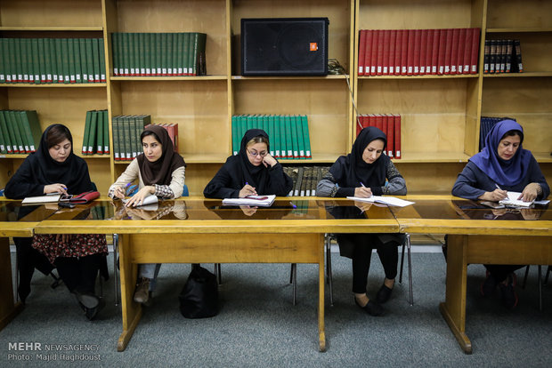 Tony Cragg's press conference in Tehran