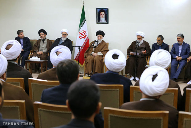 Organizers of Congress Commemorating Ayatollah Mustafa Khomeini meet with Leader