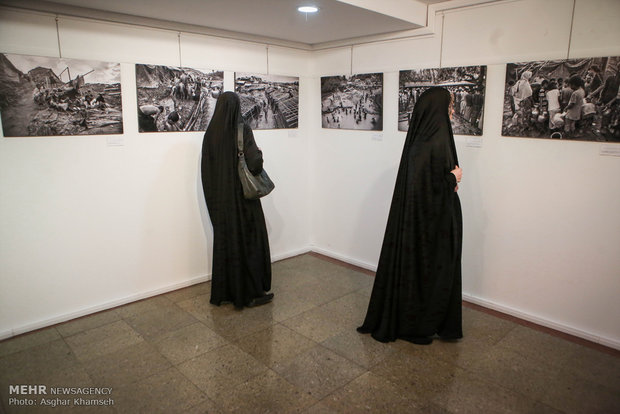 معرض صور "الحدود الوحيدة" إضاءة على ميانمار