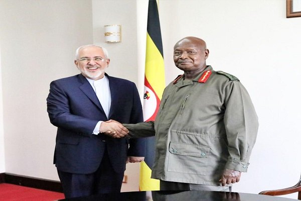 FM Zarif meets Ugandan President Museveni