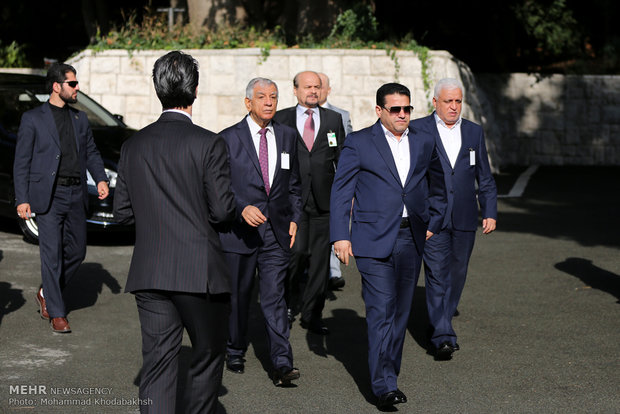 Official welcome for Iraqi prime minister in Tehran