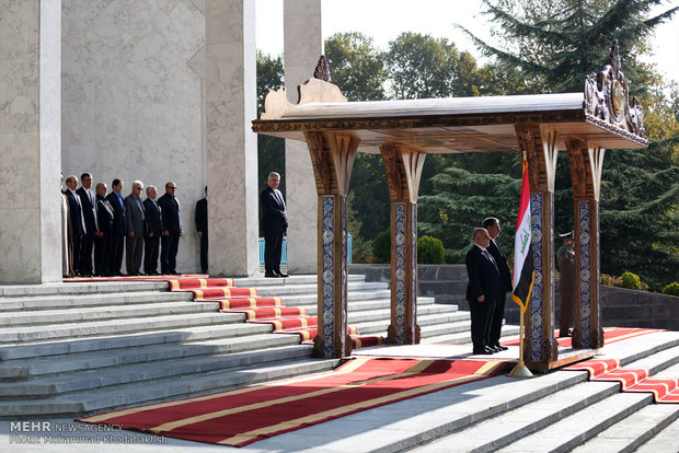 Official welcome for Iraqi prime minister in Tehran