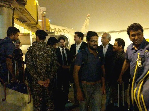 سری لنکا کی کرکٹ ٹیم اسلام آباد پہنچ گئی سری لنکا کی کرکٹ ٹیم اسلام آباد پہنچ گئی