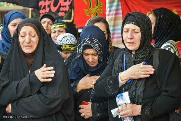 عزاداری زائران خارجی عتبات عالیات در پایانه مرزی آستارا 