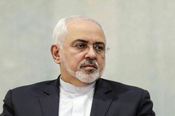 وزير الخارجية الايراني يعلق على استقالة الحريري