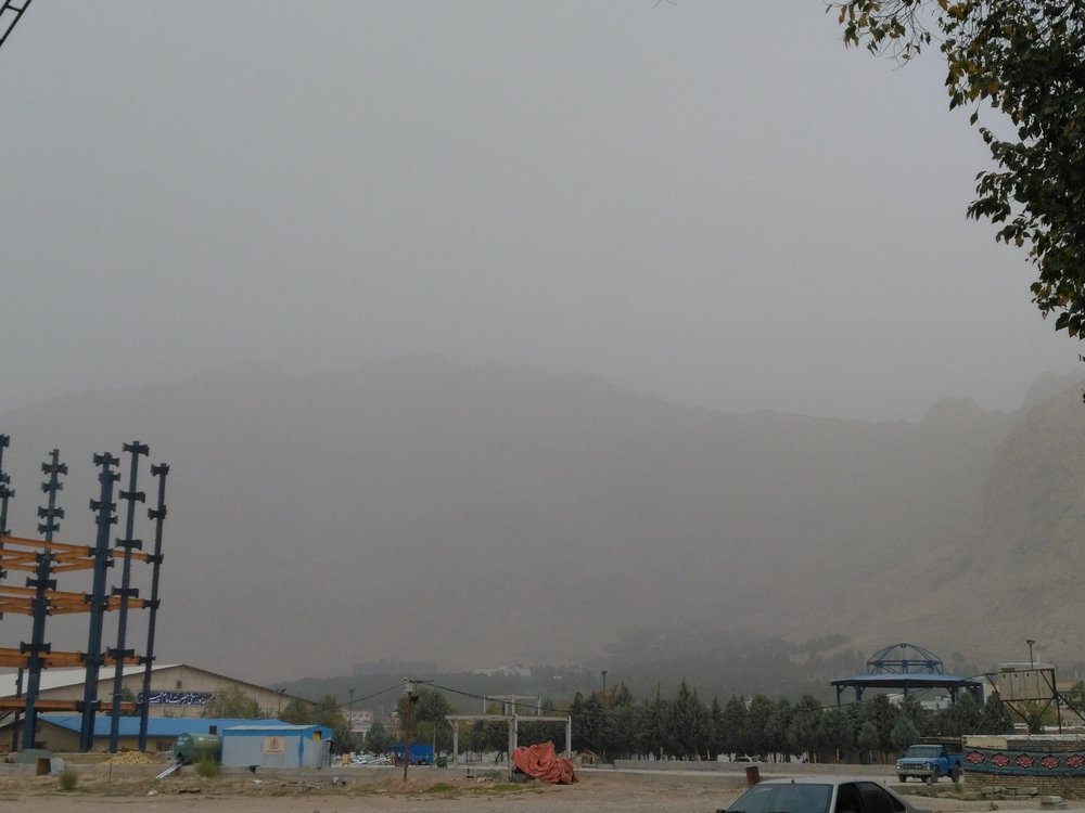 هوای شهرهای مرزی کرمانشاه در وضعیت بحران قرار گرفت