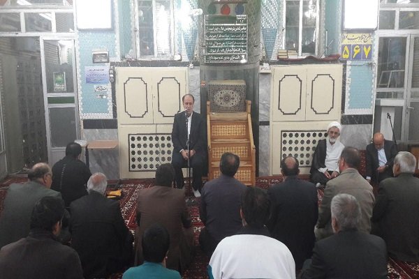 استاندار همدان باید سالانه ۳۶هزار شغل ایجاد کند/تلاش‌هامحسوس نیست