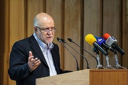 وزير النفط الايراني: بعض دول أوبك تتصرف طبقا للسياسات الأمريكية