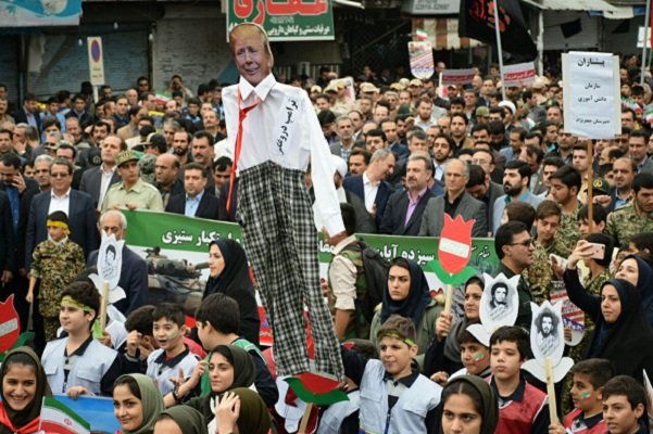 راهپیمایی13 آبان