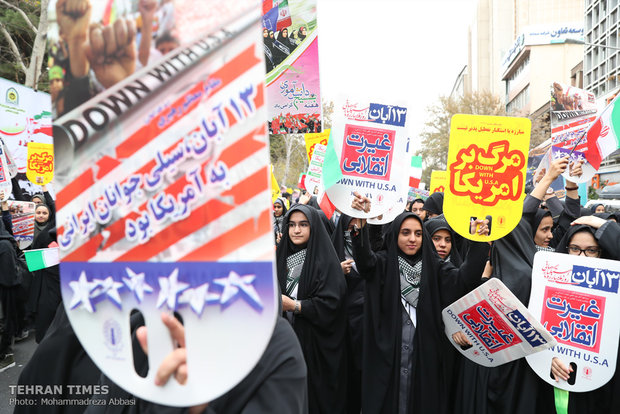 Iranians commemorate U.S. embassy takeover