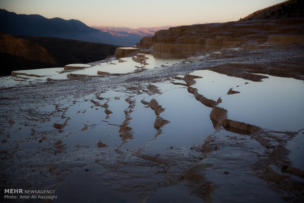 Badab-e Surt, Iran's terraced hot springs