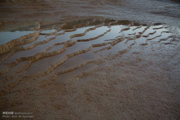 Badab-e Surt, Iran's terraced hot springs