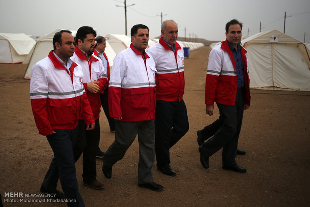 بازدید رئیس جمعیت هلال احمر از پایانه‌های مرزی ایران و عراق و خدمت‌رسانی به زائران اربعین حسینی
