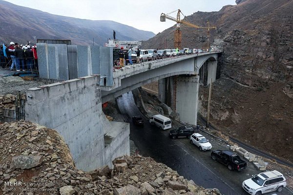 بازدید لاریجانی و آخوندی از آزادراه تهران-شمال