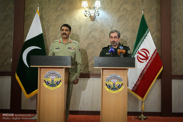 Presser of Pakistan Armed Forces spokesman in Tehran