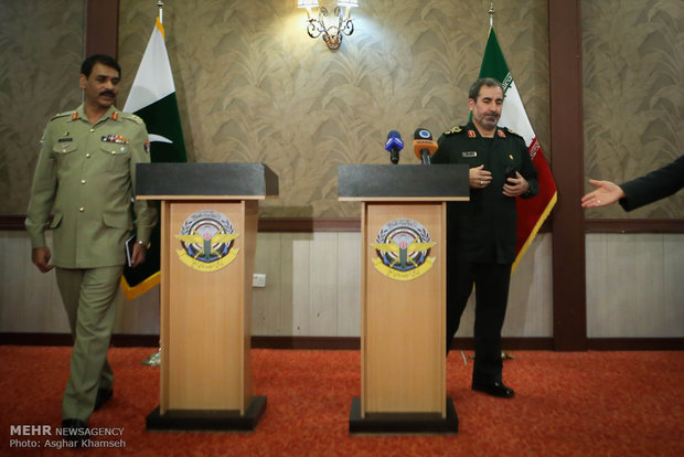 Presser of Pakistan Armed Forces spokesman in Tehran