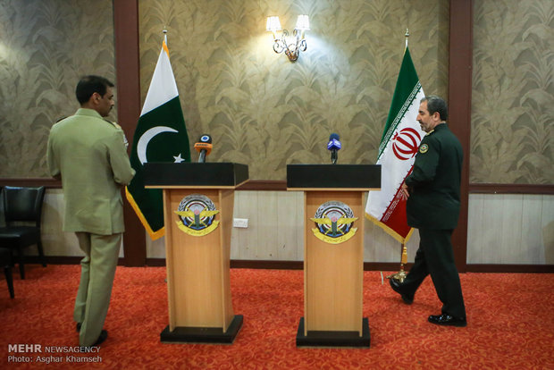 Presser of Pakistan Armed Forces spokesman in Tehran