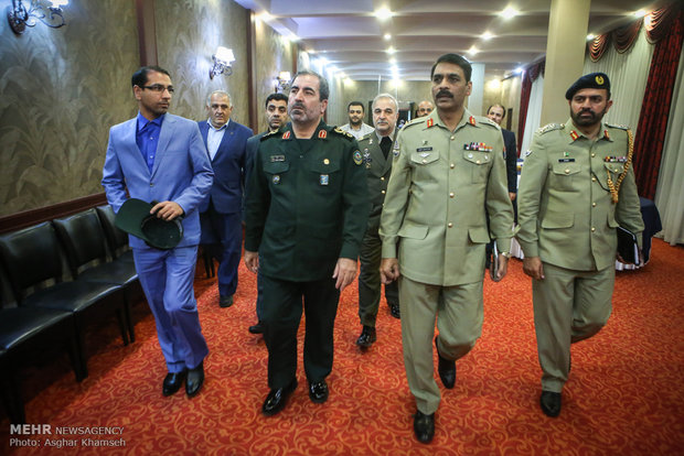 Presser of Pakistan Armed Forces spokesman in Tehran