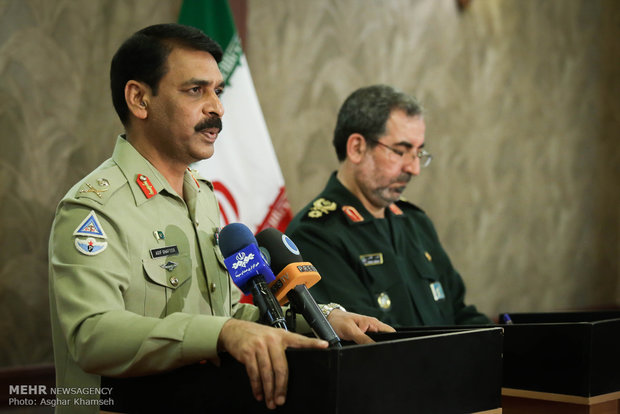 Presser of Pakistan Armed Forces spokesman in Tehran