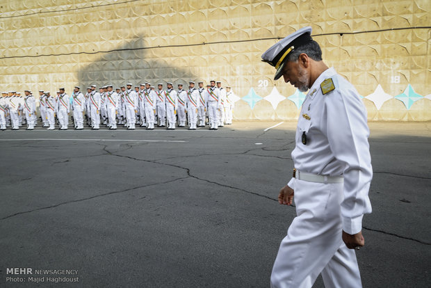 مراسم تکریم و معارفه فرمانده پیشین و جدید نیروی دریایی ارتش