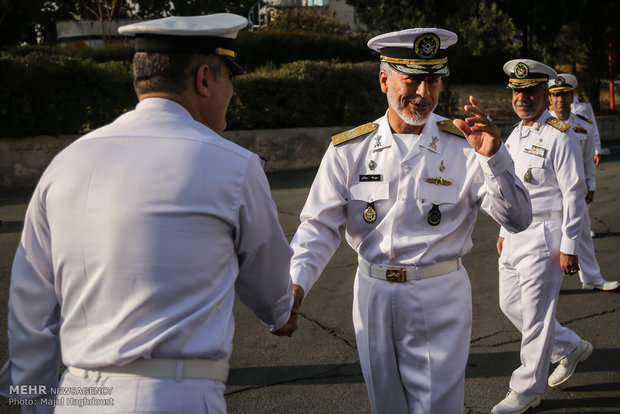 مراسم تکریم و معارفه فرمانده پیشین و جدید نیروی دریایی ارتش