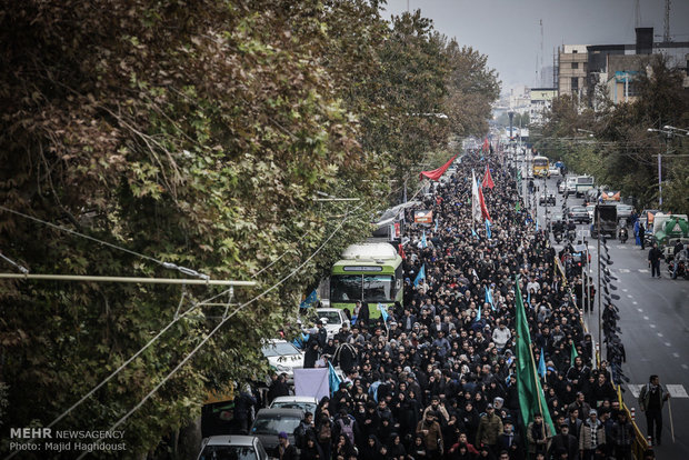  جاماندگان اربعین در تهران ندای «هل من ناصر» حسین(ع)را لبیک گفتند