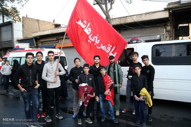 Tahran’da Erbain yürüyüşü etkinliği