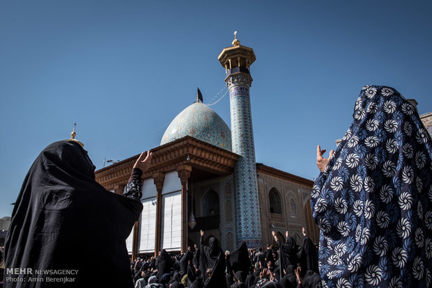 إحياء ذكرى اربعينية الامام الحسين (ع) بمدينة شيراز 