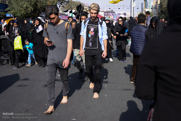 پیاده روی اربعین حسینی در تهران -2