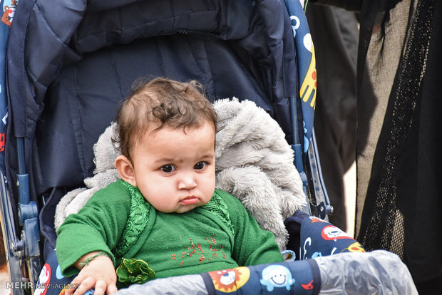 Kerbela aşığı çocuklardan Erbain yürüyüşü